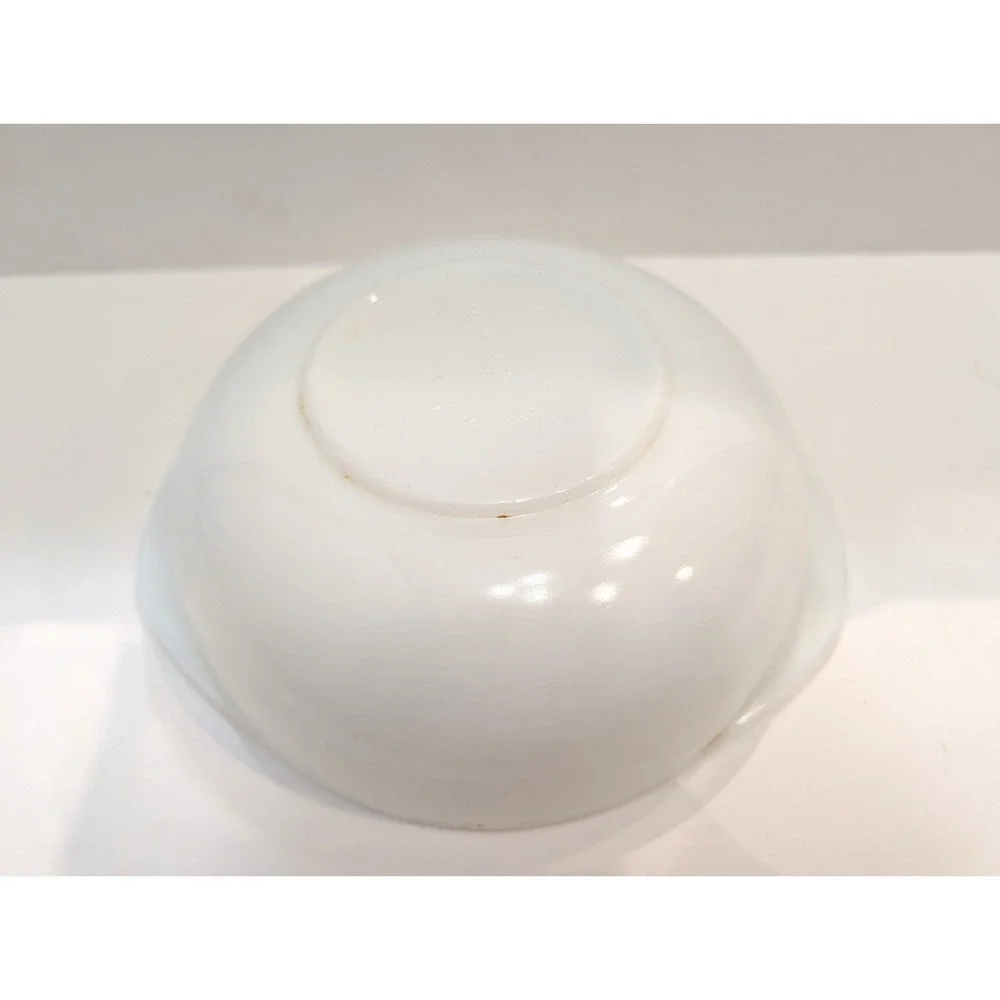 Pyrex #33 Milk Glass 3 Quart Baking Casserole Dish Oven Microwave Safe‎ Vintage